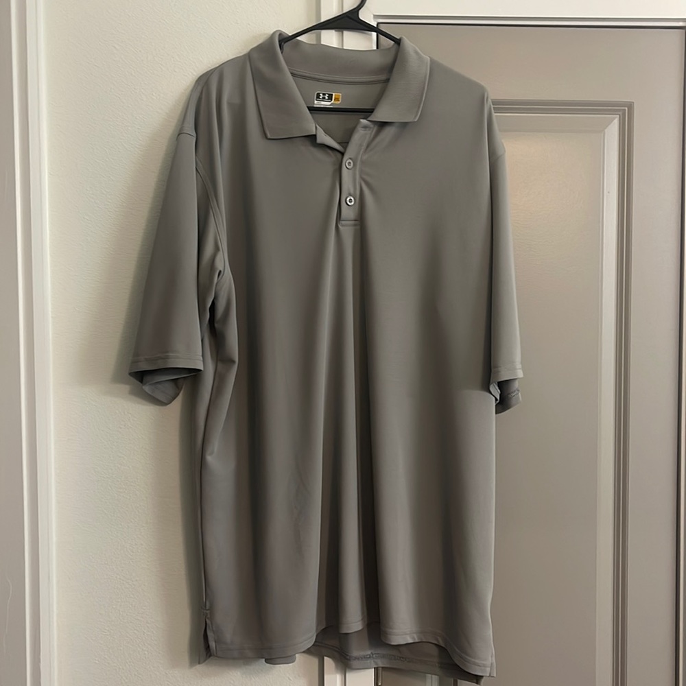 Men’s Under Armour collared shirt
